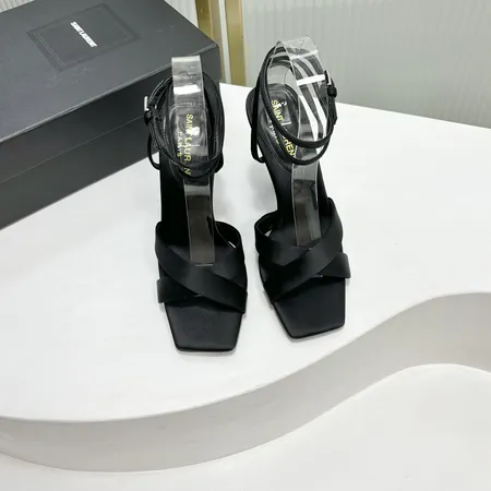 イブサンローラン サンダル