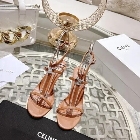 セリーヌ サンダル