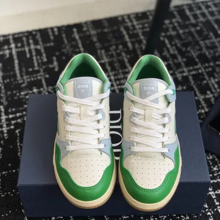 ディオール カジュアルシューズ