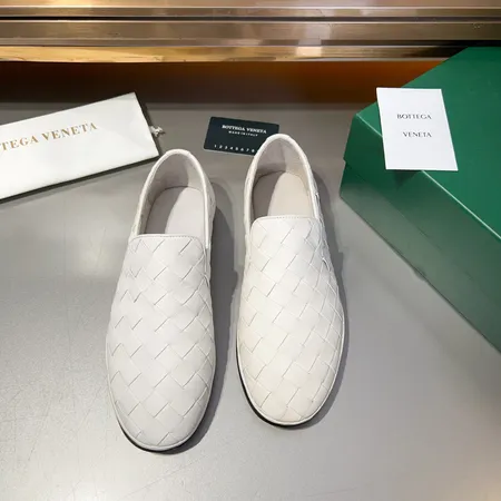 ボッテガ ヴェネタ カジュアルシューズ