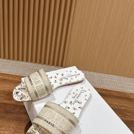 ディオール スリッパ