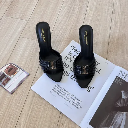 イブサンローラン サンダル