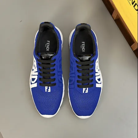 フェンディ スニーカー