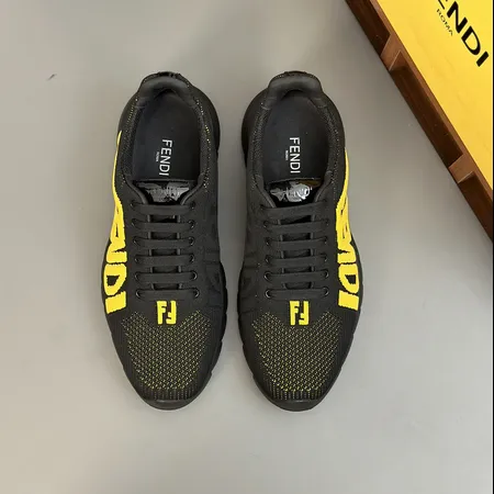 フェンディ スニーカー