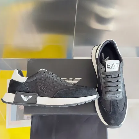 アルマーニ カジュアルシューズ