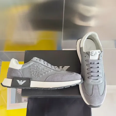 アルマーニ カジュアルシューズ