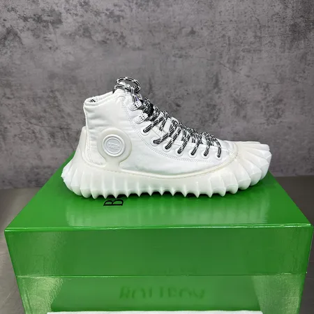 ボッテガ ヴェネタ カジュアルシューズ