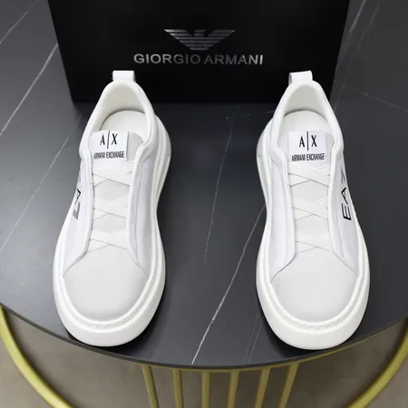 アルマーニ カジュアルシューズ