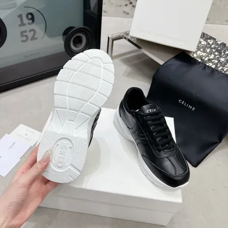 セリーヌ スニーカー