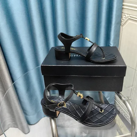 シャネル サンダル