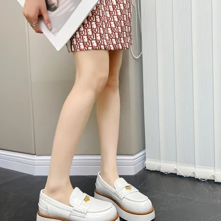 ミュウミュウ ビジネスシューズ