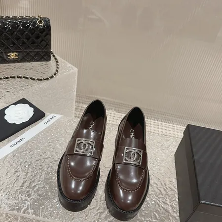 シャネル ビジネスシューズ