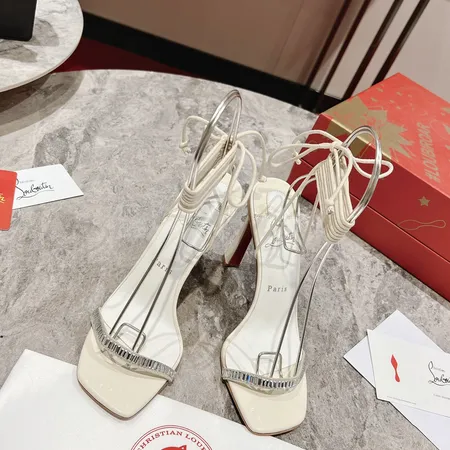 クリスチャン・ルブタン サンダル