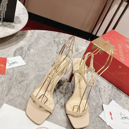 クリスチャン・ルブタン サンダル