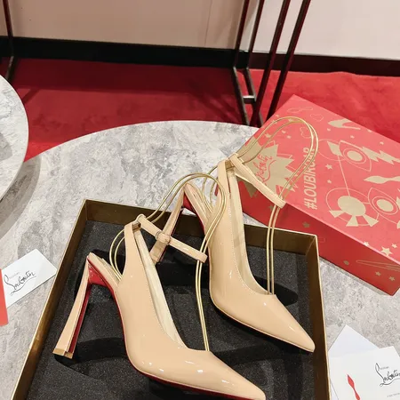 クリスチャン・ルブタン サンダル