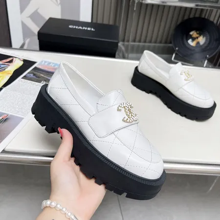 シャネル ビジネスシューズ