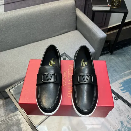 ヴァレンティノ ビジネスシューズ