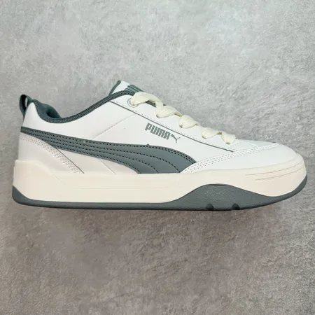 プーマ カジュアルシューズ