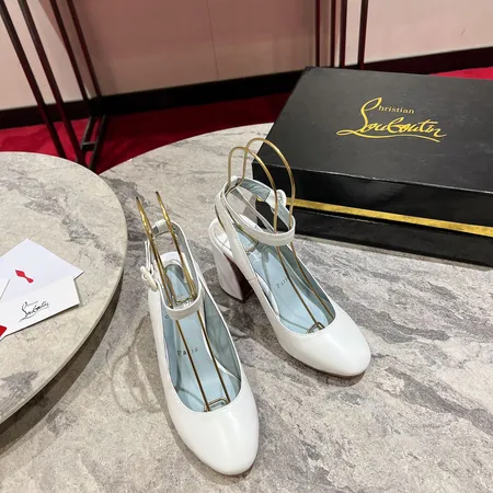 クリスチャン・ルブタン サンダル