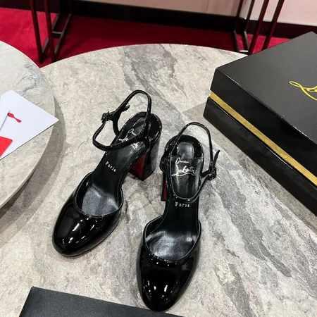 クリスチャン・ルブタン サンダル