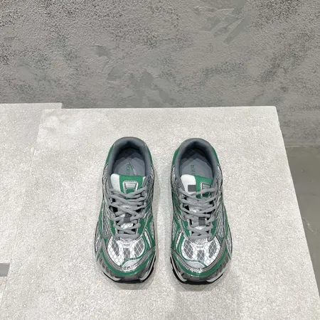 ボッテガ ヴェネタ カジュアルシューズ