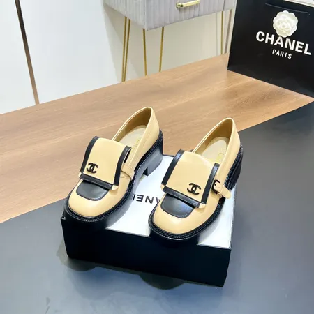 シャネル ビジネスシューズ