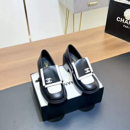 シャネル ビジネスシューズ