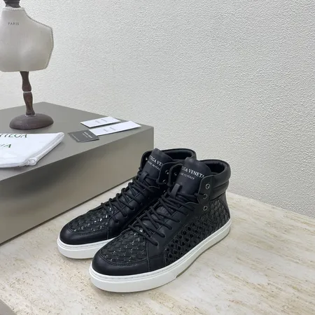 ボッテガ ヴェネタ カジュアルシューズ