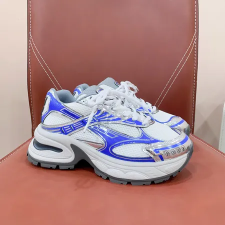 ボッテガ ヴェネタ カジュアルシューズ