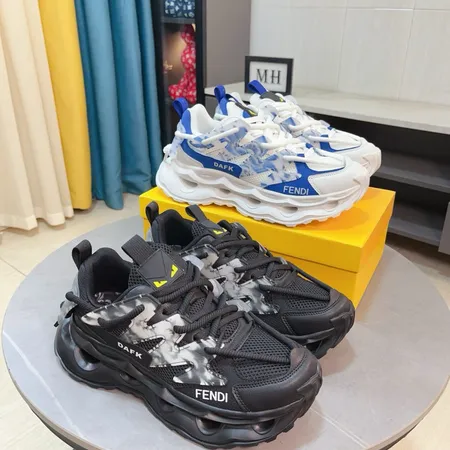 フェンディ スニーカー
