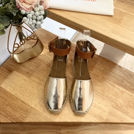 クロエ サンダル