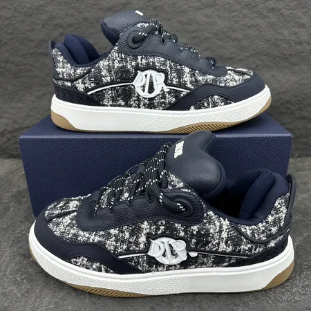 ディオール カジュアルシューズ