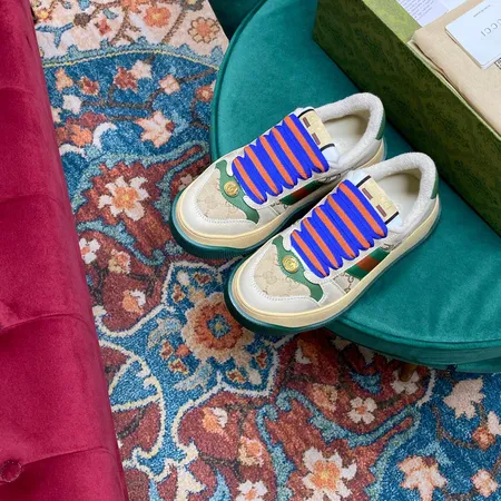 グッチ カジュアルシューズ