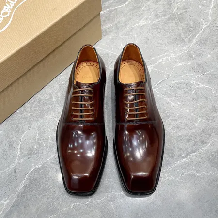 クリスチャン・ルブタン ビジネスシューズ