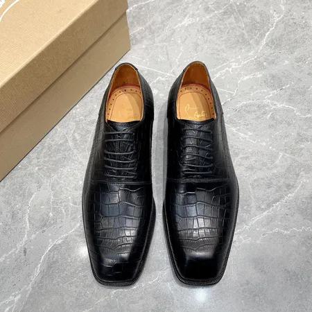 クリスチャン・ルブタン ビジネスシューズ