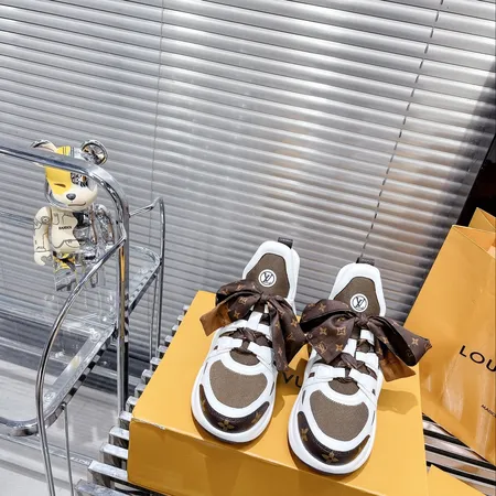 ルイヴィトン スニーカー