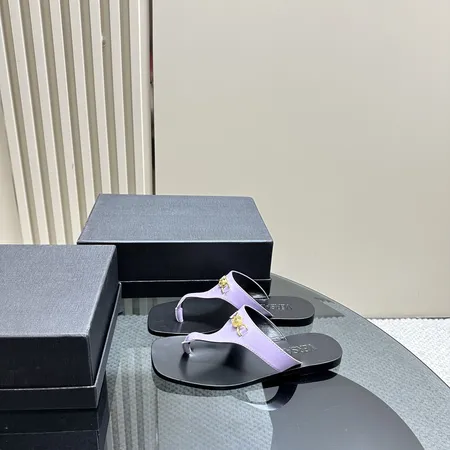 ヴェルサーチ スリッパ