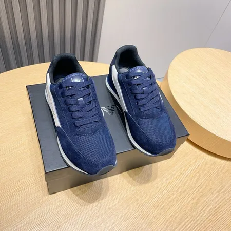 アルマーニ スニーカー