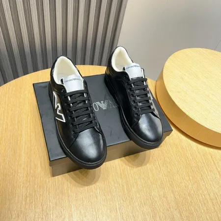 アルマーニ カジュアルシューズ