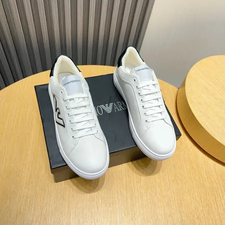 アルマーニ カジュアルシューズ