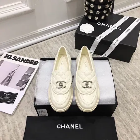 シャネル ビジネスシューズ