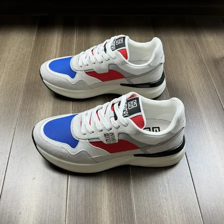 ジバンシィ スニーカー