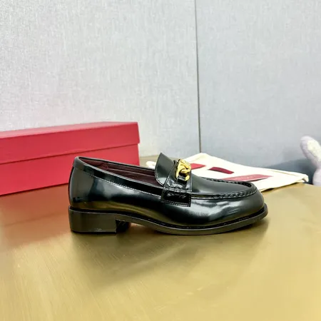 ヴァレンティノ ビジネスシューズ