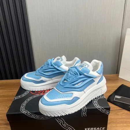 ヴェルサーチ カジュアルシューズ