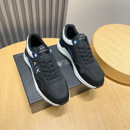 アルマーニ スニーカー