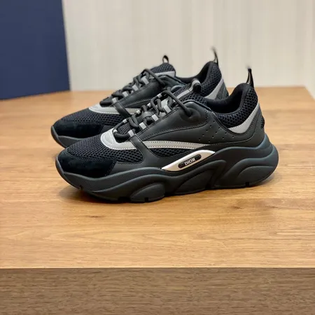 ディオール スニーカー