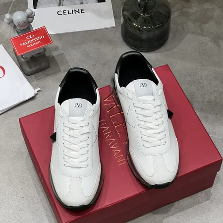 ヴァレンティノ カジュアルシューズ