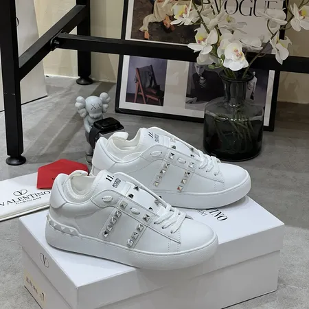 ヴァレンティノ カジュアルシューズ