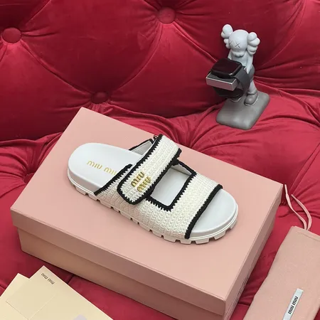 ミュウミュウ スリッパ