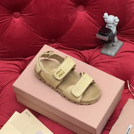 ミュウミュウ サンダル